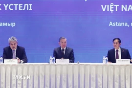 Tổng Bí thư Tô Lâm dự Toạ đàm bàn tròn doanh nghiệp Việt Nam-Kazakhstan. (Ảnh: Thống Nhất/TTXVN)