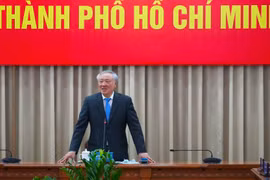 Phó Thủ tướng Thường trực Nguyễn Hòa Bình phát biểu tại buổi làm việc. (Ảnh: Trung Tuyến/TTXVN)