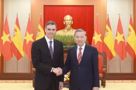 Tổng Bí thư Tô Lâm tiếp Thủ tướng Tây Ban Nha Pedro Sánchez. (Ảnh: Thống Nhất/TTXVN)