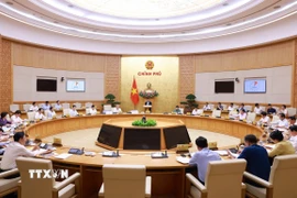 Thủ tướng Phạm Minh Chính chủ trì cuộc họp Chính phủ chuyên đề về việc sắp xếp, tổ chức lại đơn vị hành chính các cấp. (Ảnh: Dương Giang/TTXVN)