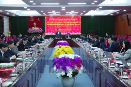 Phó Chủ tịch Quốc hội Vũ Hồng Thanh làm việc tại Sơn La