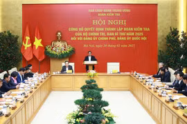 Hội nghị công bố Quyết định thành lập Đoàn kiểm tra của Bộ Chính trị, Ban Bí thư năm 2025 đối với Đảng uỷ Chính phủ và Đảng ủy Quốc hội. (Ảnh: Dương Giang/TTXVN)