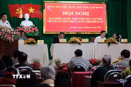 Hội nghị tiếp xúc cử tri thành phố Đà Lạt (Lâm Đồng) với Ủy viên Bộ Chính trị, Bí thư Trung ương Đảng, Trưởng Ban Nội chính Trung ương Phan Đình Trạc và các đại biểu thuộc Đoàn đại biểu Quốc hội khóa XV tỉnh Lâm Đồng, ngày 18/4/2025. (Ảnh: Nguyễn Dũng/TTXVN)