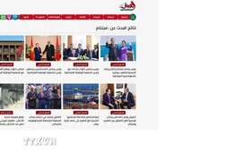 Các bài viết trên trang https://al3omk.com/ về chuyến thăm. (Ảnh chụp màn hình báo chí: Hồng Minh/TTXVN)