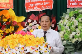 Phó Bí thư Thường trực Tỉnh ủy Vĩnh Long Nguyễn Thành Thế phát biểu tại hội nghị rút kinh nghiệm sau bế mạc Đại hội. (Ảnh: Phạm Minh Tuấn/TTXVN)