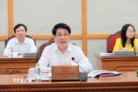Chủ tịch nước Lương Cường chủ trì buổi làm việc của Bộ Chính trị với Ban Thường vụ Tỉnh ủy Hưng Yên. (Ảnh: An Đăng/TTXVN)
