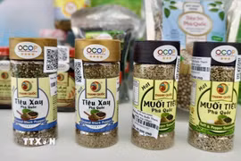 Sản phẩm tiêu Phú Quốc đạt OCOP 3 sao của tỉnh An Giang trưng bày tại triển lãm sản phẩm OCOP tiêu biểu vùng Đồng bằng sông Cửu Long. (Ảnh: Thanh Sang/TTXVN)