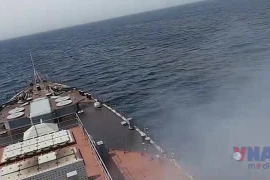 Cận cảnh tên lửa Nga được phóng từ tàu hộ vệ trên Biển Nhật Bản