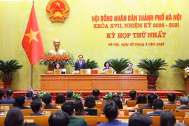 Thường trực HĐND thành phố Hà Nội chủ trì kỳ họp. (Ảnh: Văn Điệp/TTXVN)