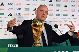 Chủ tịch FIFA Gianni Infantino trong cuộc họp báo trước lễ khai mạc World Cup 2026 tại Mexico. (Nguồn: THX/TTXVN)