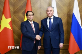 Thủ tướng Phạm Minh Chính hội kiến Chủ tịch Duma Quốc gia Liên bang Nga Vyacheslav Volodin. (Ảnh: Dương Giang/TTXVN)