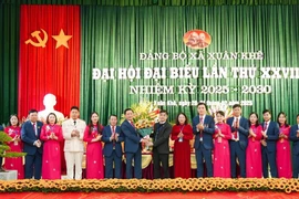 Ban Chấp hành Đảng bộ xã Xuân Khê khóa 28, nhiệm kỳ 2025-2030 ra mắt Đại hội. (Ảnh: Thanh Tuấn/TTXVN)
