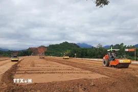 Dự án Tuyến đường vành đai phía Tây thành phố Đà Nẵng. (Ảnh: Văn Dũng/TTXVN)