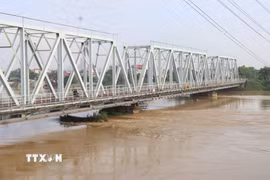 Sông Cầu. (Ảnh: Thanh Thương/TTXVN)