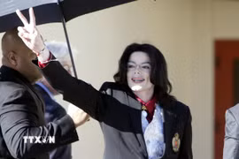 "Vua nhạc Pop" Michael Jackson tại Santa Maria, California (Mỹ) ngày 1/2/2005. (Nguồn: AFP/TTXVN)