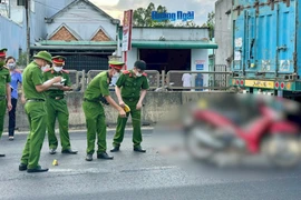 Quảng Ngãi: Xe đầu kéo va chạm với xe máy khiến 1 người tử vong