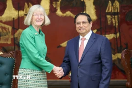 Thủ tướng Phạm Minh Chính tiếp bà Gillian Bird, Đại sứ Australia tại Việt Nam. (Ảnh: Dương Giang/TTXVN)