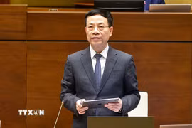 Bộ trưởng Bộ Khoa học và Công nghệ Nguyễn Mạnh Hùng giải trình, làm rõ một số vấn đề đại biểu Quốc hội nêu. (Ảnh: Doãn Tấn/TTXVN)