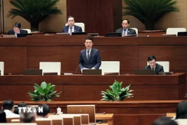 Bộ trưởng Bộ Khoa học và Công nghệ Nguyễn Mạnh Hùng giải trình, làm rõ một số vấn đề đại biểu Quốc hội nêu. (Ảnh: An Đăng/TTXVN)