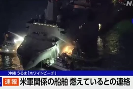 Cháy lớn trên tàu hải quân Mỹ USS New Orleans ở ngoài khơi Nhật Bản