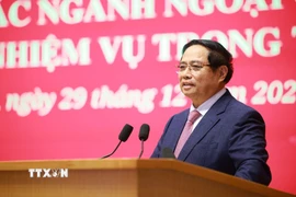 Thủ tướng Phạm Minh Chính chỉ đạo Hội nghị tổng kết công tác ngành ngoại giao năm 2025 và phương hướng, nhiệm vụ năm 2026. (Ảnh: Dương Giang/TTXVN)