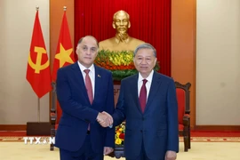 Tổng Bí thư Tô Lâm tiếp Thư ký Hội đồng An ninh quốc gia Belarus Volfovich Aleksandr Grigorievich. (Ảnh: Thống Nhất/TTXVN)