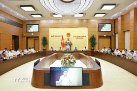 Chủ tịch Quốc hội Trần Thanh Mẫn phát biểu bế mạc Phiên họp thứ 48 của Ủy ban Thường vụ Quốc hội. (Ảnh: Doãn Tấn/TTXVN)