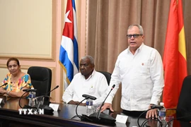 Tổng thư ký Quốc hội Chính quyền Nhân dân Cuba Homero Acosta Álvarez đánh giá cao sự hỗ trợ của Quốc hội Việt Nam. (Ảnh: Việt Hùng/TTXVN)