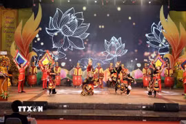 Biểu diễn nghệ thuật tại Lễ hội Quán Thế Âm Ngũ Hành Sơn năm 2025. (Ảnh: Trần Lê Lâm/TTXVN)