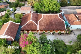 Nhà thờ cổ họ Lê ở ấp Thạnh Lợi, xã Đức Tân, huyện Tân Trụ, tỉnh Long An được xây cất từ những năm đầu thế kỷ 20, đến nay được con cháu gìn giữ còn nguyên vẹn. (Ảnh: Hồng Đạt/TTXVN)