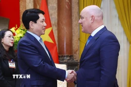 Chủ tịch nước Lương Cường tiếp Thủ tướng New Zealand Christopher Luxon. (Ảnh: Lâm Khánh/TTXVN)