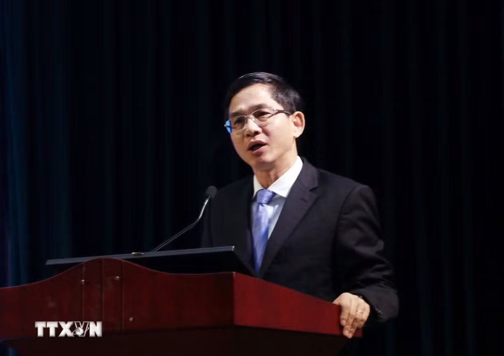 ttxvn-ts-hoang-cong-gia-khanh-hieu-truong-dh-kinh-te-luat-tphcm.jpg