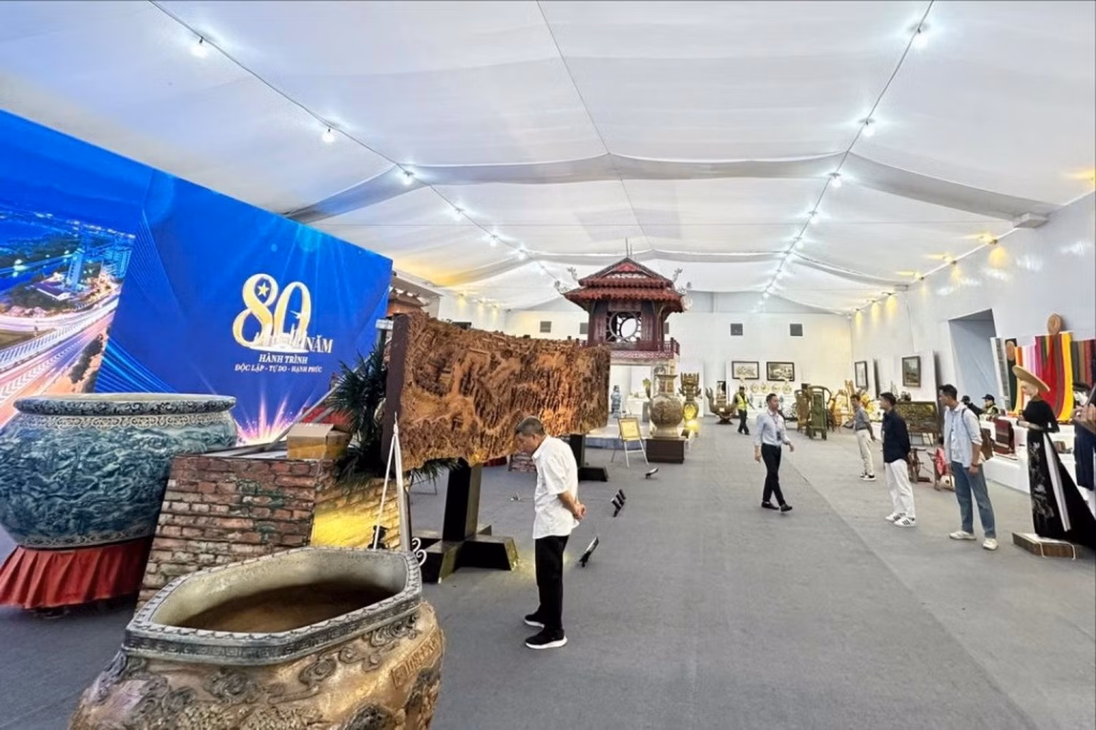 thanh-tuu-ha-noi2.jpg