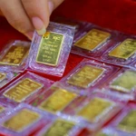 Vàng miếng SJC. (Ảnh: Vietnam+)