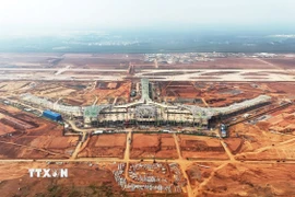 Đại công trường sân bay Long Thành thi công xuyên Tết. (Ảnh: Hồng Đạt/TTXVN)