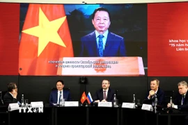 Phó Thủ tướng Trần Hồng Hà phát biểu qua ghi hình gửi đến Diễn đàn. (Ảnh: Tâm Hằng/TTXVN)