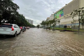 Ngập cục bộ tại một số tuyến đường tại Hà Nội, hình ảnh ghi nhận vào ngày 27/8. 