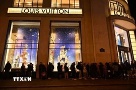 Một cửa hàng Louis Vuitton ở Paris, Pháp. (Ảnh: Getty Images/TTXVN)
