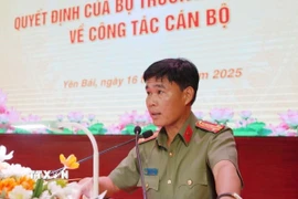 Đại tá Lê Việt Thắng, Giám đốc Công an tỉnh Yên Bái đến nhận công tác và giữ chức vụ Cục trưởng Cục trang bị và kho vận, Bộ Công an. (Ảnh: TTXVN phát)