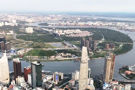 Lô đất ở phường An Khánh thuộc bán đảo Thủ Thiêm có diện tích 9,6 ha. Khu này nằm trong trung tâm tài chính - hành chính tương lai, gần hồ trung tâm, hạ tầng kết nối tốt qua cầu Thủ Thiêm 2, đại lộ Vòng Cung, hầm sông Sài Gòn. (Ảnh: Hồng Đạt/TTXVN) 