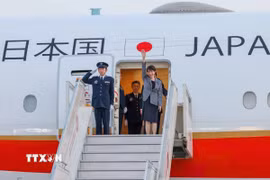Thủ tướng Nhật Bản Sanae Takaichi tới thủ đô New Delhi, Ấn Độ. (Ảnh: ANI/TTXVN phát)