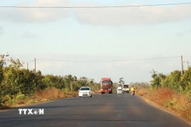 Dự án đầu tư xây dựng đường Hồ Chí Minh đoạn tránh phía Đông thành phố Buôn Ma Thuột (tỉnh Đắk Lắk). (Ảnh: Tuấn Anh/TTXVN)