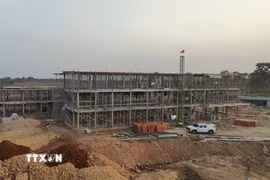 Dự án xây dựng Trường Phổ thông nội trú liên cấp Tiểu học và Trung học cơ sở tại xã Ia Mơ đã hoàn thành được 35% khối lượng. (Ảnh: Hoài Nam/TTXVN)