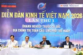Ông Phạm Quang Vinh, nguyên Thứ trưởng Bộ Ngoại giao, nguyên Đại sứ Việt Nam tại Mỹ phát biểu tại sự kiện. (Ảnh: Hứa Chung/TTXVN)