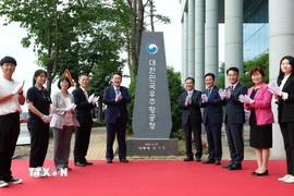 Lễ khai trương Cục hàng không vũ trụ Hàn Quốc (KASA), ở Sacheon. (Ảnh: Yonhap/TTXVN)