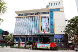 Trụ sở các đơn vị sự nghiệp thuộc UBND Thành phố Thái Bình (cũ) được cải tạo thành 4 phòng học, 7 phòng bộ môn và 10 phòng chức năng giúp giải bài toán về cơ sở vật chất cho trường Trung học cơ sở Trần Phú. (Ảnh: Thế Duyệt/TTXVN) 