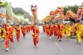 Lễ hội Đền Cửa Ông được mở hàng năm vào đầu Xuân ngày mùng 3-4/2 âm lịch và đầu Thu ngày mùng 3-4/8 âm lịch. 