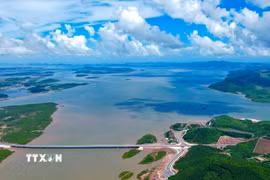 Vẻ đẹp đặc khu Vân Đồn, Quảng Ninh. (Ảnh: TTXVN phát)