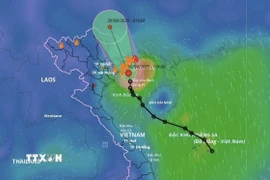 Hướng di chuyển của áp thấp nhiệt đới lúc 4 giờ ngày 19/8. (Ảnh: TTXVN phát)