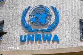 Biểu tượng Cơ quan cứu trợ và việc làm của Liên hợp quốc cho người tị nạn Palestine (UNRWA). (Ảnh: IRNA/TTXVN)